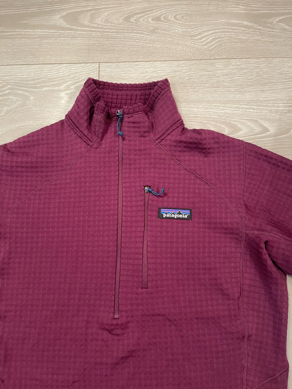 Patagonia Women's R1® Pullover Purple Maroon size Large - Picture 3 of 11